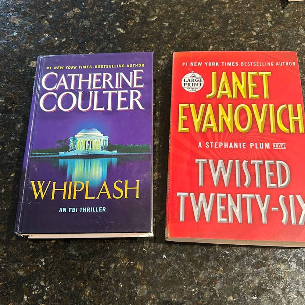 Adult LARGE PRINT books,TwistedTwenty-Six by J Evanovich, Whiplash by C Coulter